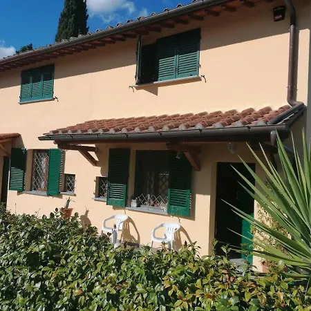 Сasa de vacaciones La Casa Delle Rondini *