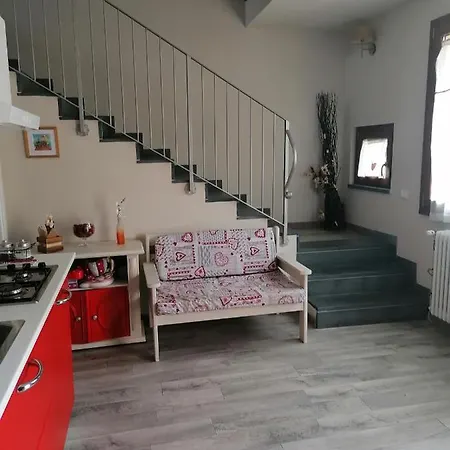 La Casa Delle Rondini Сasa de vacaciones *